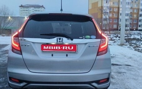 Honda Fit III, 2018 год, 1 410 000 рублей, 13 фотография