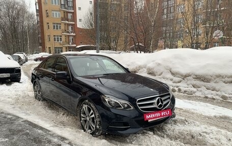 Mercedes-Benz E-Класс, 2013 год, 2 450 000 рублей, 3 фотография