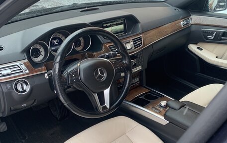 Mercedes-Benz E-Класс, 2013 год, 2 450 000 рублей, 13 фотография