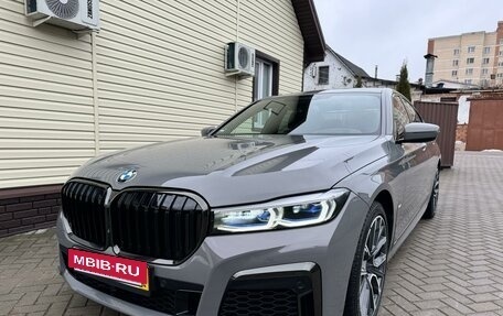 BMW 7 серия, 2019 год, 7 590 000 рублей, 2 фотография