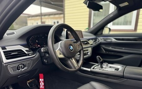 BMW 7 серия, 2019 год, 7 590 000 рублей, 17 фотография