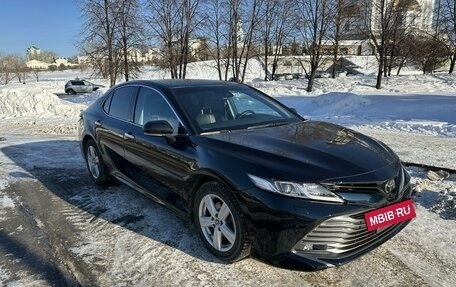 Toyota Camry, 2018 год, 3 200 000 рублей, 3 фотография