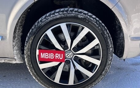 Volkswagen Multivan T6 рестайлинг, 2015 год, 5 450 000 рублей, 10 фотография