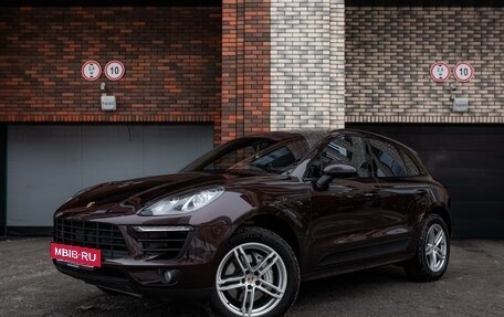 Porsche Macan I рестайлинг, 2015 год, 4 490 000 рублей, 3 фотография