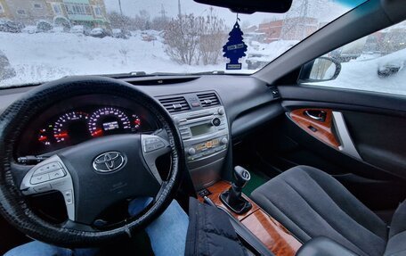 Toyota Camry, 2009 год, 1 300 000 рублей, 12 фотография