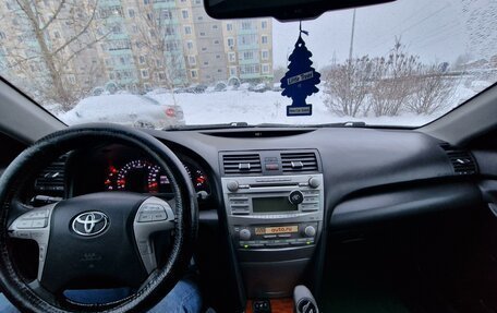 Toyota Camry, 2009 год, 1 300 000 рублей, 10 фотография