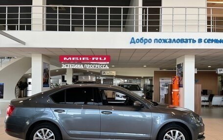 Skoda Octavia, 2018 год, 1 742 000 рублей, 4 фотография