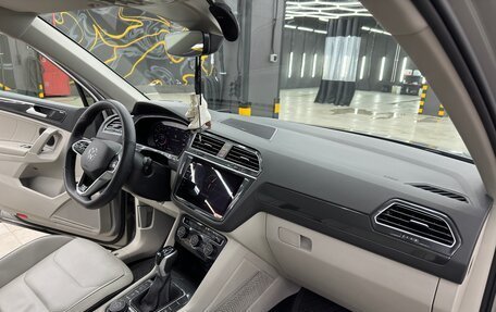 Volkswagen Tiguan II, 2018 год, 3 499 000 рублей, 12 фотография