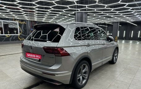 Volkswagen Tiguan II, 2018 год, 3 499 000 рублей, 7 фотография
