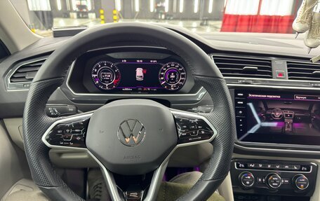 Volkswagen Tiguan II, 2018 год, 3 499 000 рублей, 22 фотография