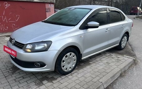 Volkswagen Polo VI (EU Market), 2014 год, 980 000 рублей, 2 фотография