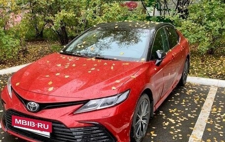 Toyota Camry, 2021 год, 3 350 000 рублей, 9 фотография