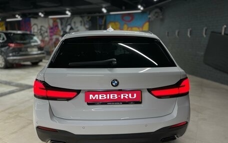 BMW 5 серия, 2021 год, 4 600 000 рублей, 10 фотография