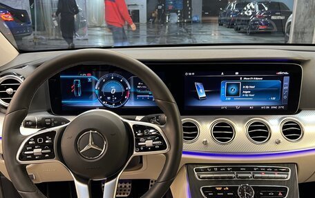 Mercedes-Benz E-Класс, 2019 год, 4 800 000 рублей, 6 фотография