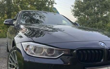 BMW 3 серия, 2012 год, 1 700 000 рублей, 2 фотография