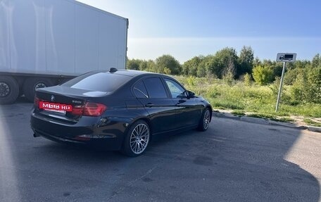 BMW 3 серия, 2012 год, 1 700 000 рублей, 3 фотография