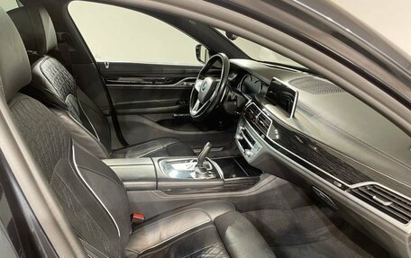 BMW 7 серия, 2017 год, 4 999 999 рублей, 15 фотография