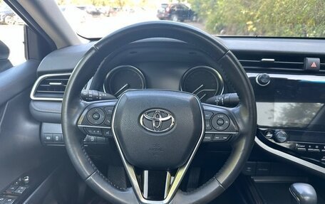 Toyota Camry, 2020 год, 3 050 000 рублей, 15 фотография