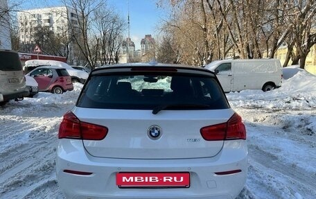 BMW 1 серия, 2018 год, 2 200 000 рублей, 2 фотография