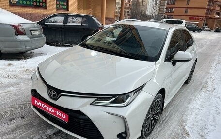 Toyota Corolla, 2019 год, 2 300 000 рублей, 4 фотография