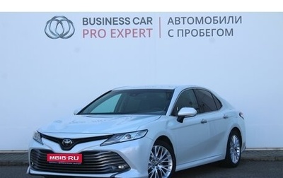Toyota Camry, 2018 год, 3 140 000 рублей, 1 фотография