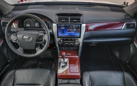 Toyota Camry, 2013 год, 2 032 000 рублей, 13 фотография