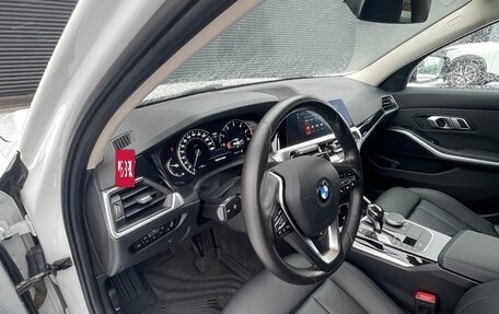 BMW 3 серия, 2020 год, 3 120 000 рублей, 17 фотография