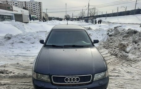 Audi A4, 1997 год, 350 000 рублей, 3 фотография