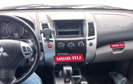 Mitsubishi Pajero Sport II рестайлинг, 2010 год, 1 550 000 рублей, 9 фотография