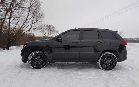 Jeep Grand Cherokee, 2018 год, 3 940 000 рублей, 2 фотография