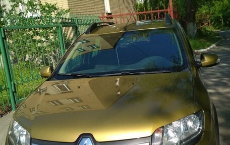 Renault Sandero II рестайлинг, 2016 год, 980 000 рублей, 2 фотография