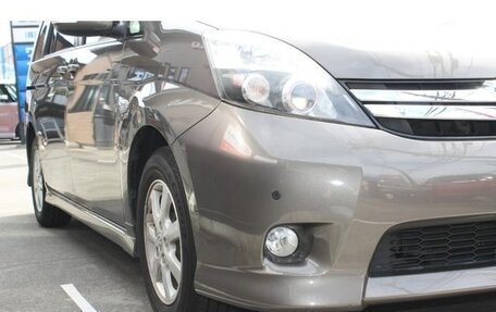 Toyota ISis I, 2012 год, 960 000 рублей, 30 фотография