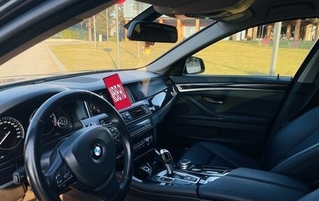 BMW 5 серия, 2014 год, 1 950 000 рублей, 12 фотография