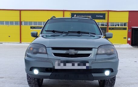 Chevrolet Niva I рестайлинг, 2015 год, 780 000 рублей, 2 фотография