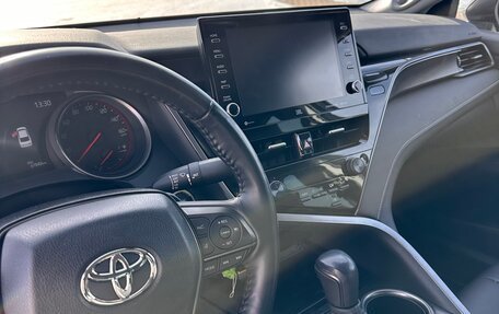 Toyota Camry, 2021 год, 3 400 000 рублей, 12 фотография