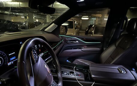 Cadillac Escalade V, 2022 год, 15 800 000 рублей, 23 фотография