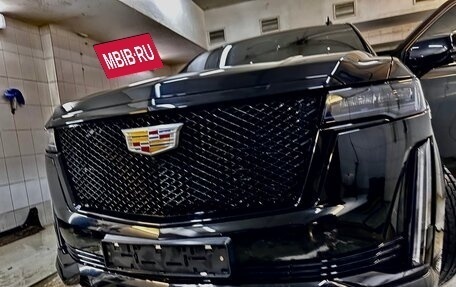 Cadillac Escalade V, 2022 год, 15 800 000 рублей, 12 фотография