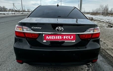 Toyota Camry, 2017 год, 2 840 000 рублей, 2 фотография