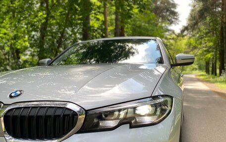 BMW 3 серия, 2019 год, 3 200 000 рублей, 18 фотография
