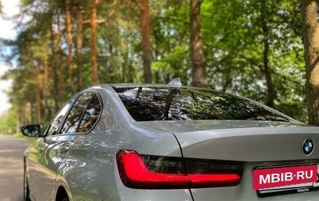 BMW 3 серия, 2019 год, 3 200 000 рублей, 19 фотография