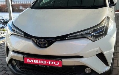 Toyota C-HR I рестайлинг, 2017 год, 2 300 000 рублей, 1 фотография