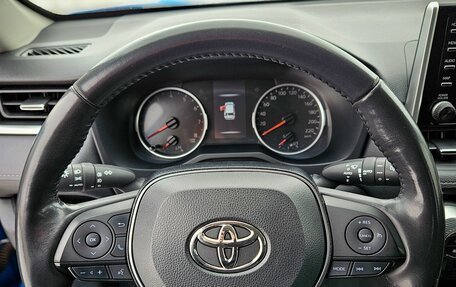 Toyota RAV4, 2021 год, 3 700 000 рублей, 20 фотография