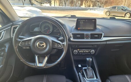 Mazda 3, 2017 год, 1 550 000 рублей, 12 фотография