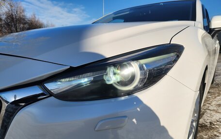 Mazda 3, 2017 год, 1 550 000 рублей, 22 фотография
