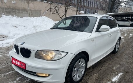 BMW 1 серия, 2010 год, 870 000 рублей, 1 фотография