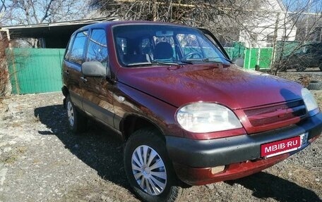 Chevrolet Niva I рестайлинг, 2004 год, 440 000 рублей, 2 фотография