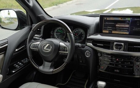 Lexus LX III, 2017 год, 10 500 000 рублей, 28 фотография