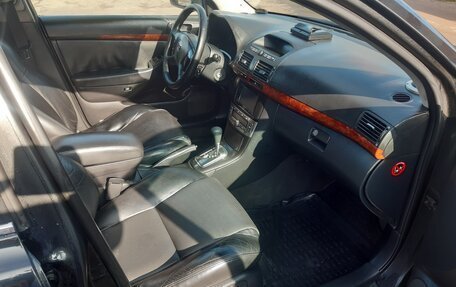 Toyota Avensis III рестайлинг, 2005 год, 628 000 рублей, 6 фотография