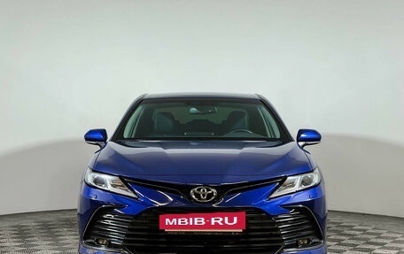 Toyota Camry, 2021 год, 3 549 000 рублей, 2 фотография