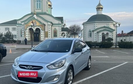 Hyundai Solaris II рестайлинг, 2012 год, 1 150 000 рублей, 16 фотография
